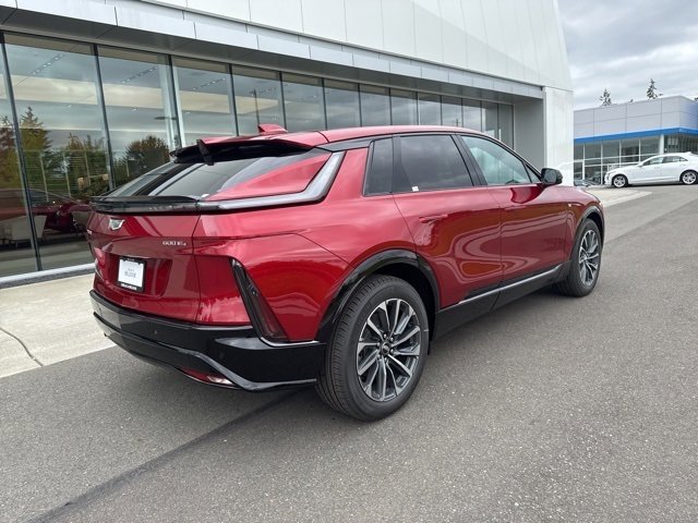 New 2025 Cadillac Lyriq Sport image 8