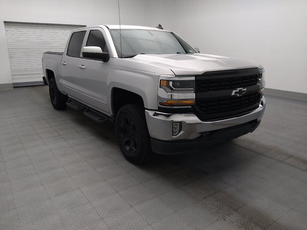 Used 2018 Chevrolet Silverado 1500 LT w/ All Star Edition RWD image 13