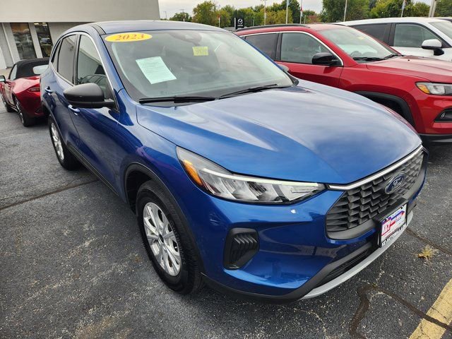 Used 2023 Ford Escape Active image 1