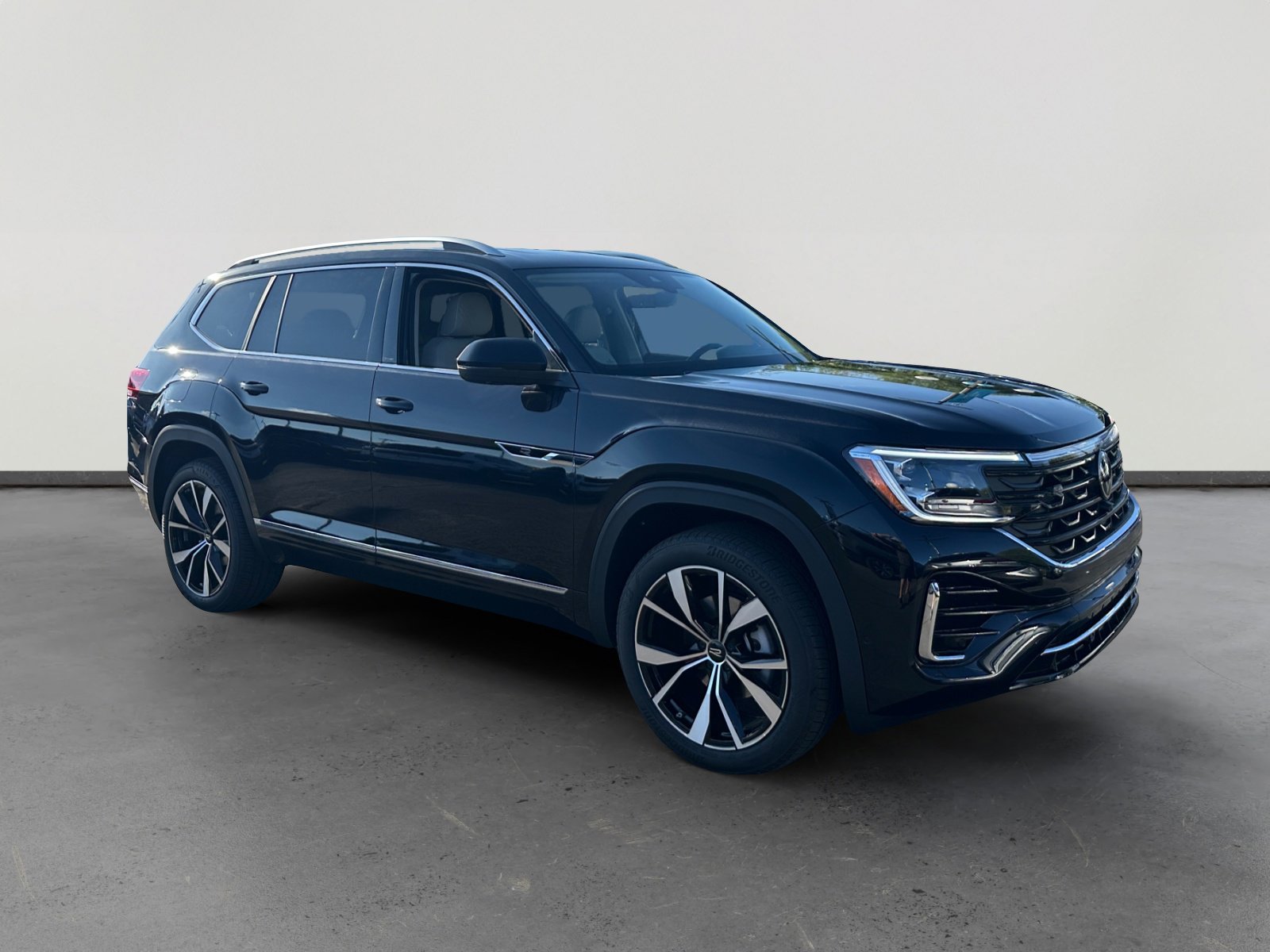 New 2026 Volkswagen Atlas SEL Premium R-Line image 7