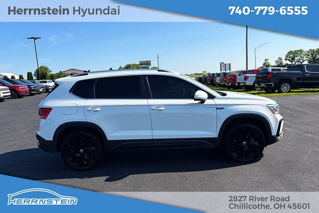 Used 2024 Volkswagen Taos SEL AWD/4WD image 25