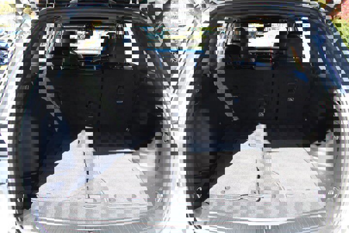 Used 2023 Jeep Grand Cherokee Altitude image 23