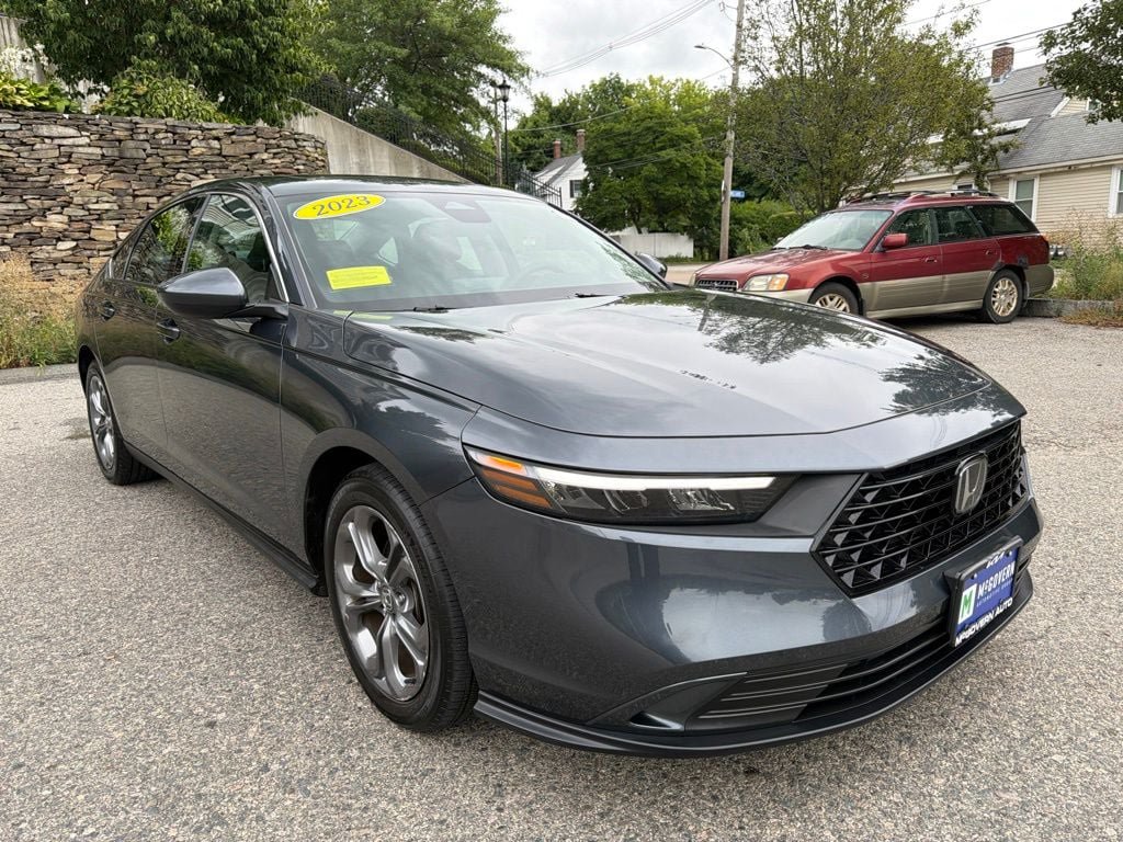 Used 2023 Honda Accord EX image 9
