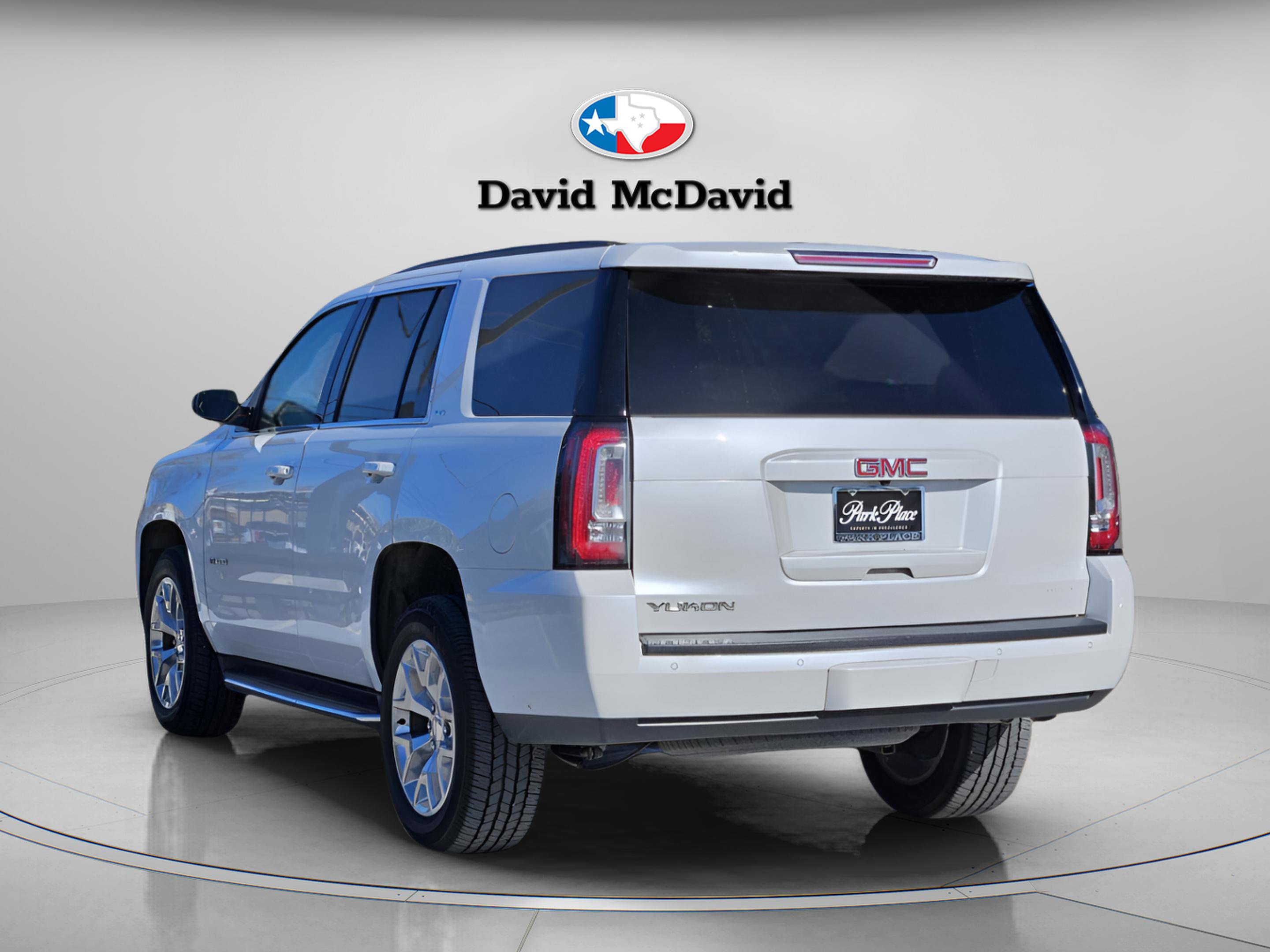 Used 2017 GMC Yukon SLT w/ Open Road Package image 4