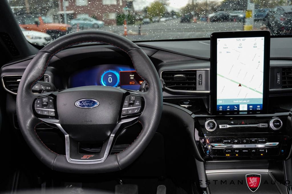 Used 2024 Ford Explorer ST w/ Equipment Group 401A AWD/4WD image 2