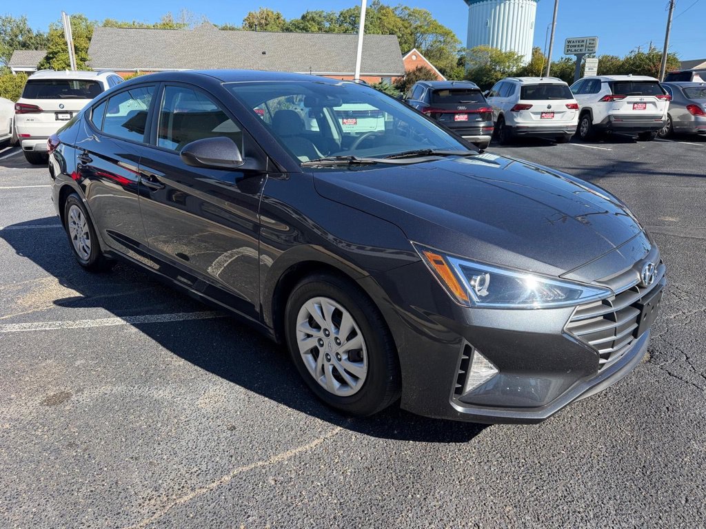Used 2020 Hyundai Elantra SE FWD image 4