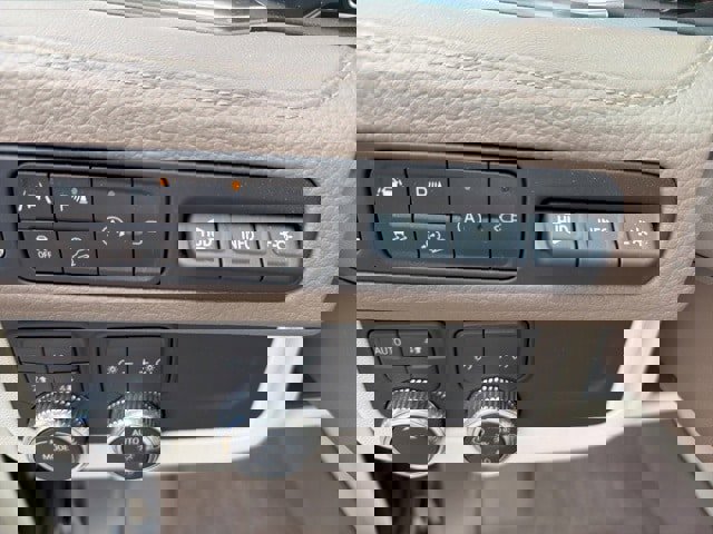 Used 2021 GMC Yukon Denali w/ Denali Premium Package image 9