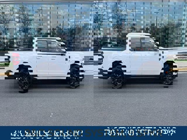 Certified 2024 Ford Maverick Lariat w/ Black Appearance Package image 9