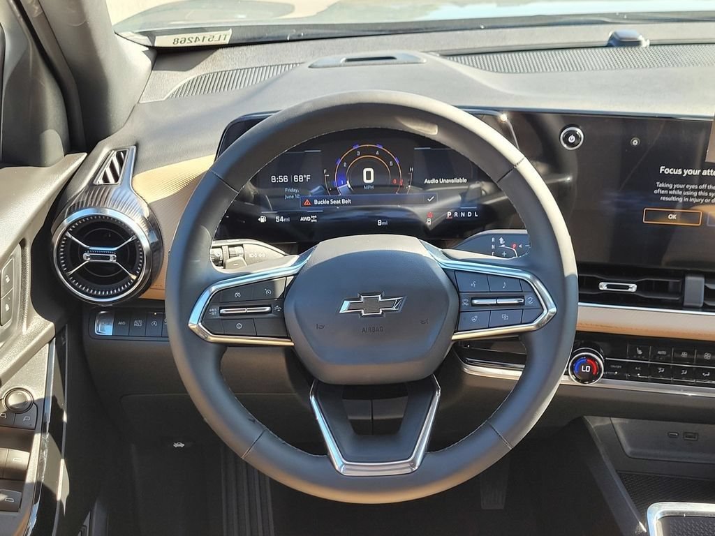 New 2026 Chevrolet Equinox ACTIV AWD/4WD image 9
