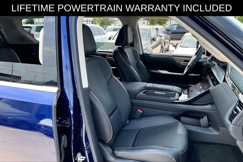 Certified 2025 INFINITI QX80 Luxe RWD image 10