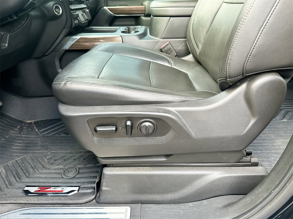 Used 2020 Chevrolet Silverado 1500 RST image 9