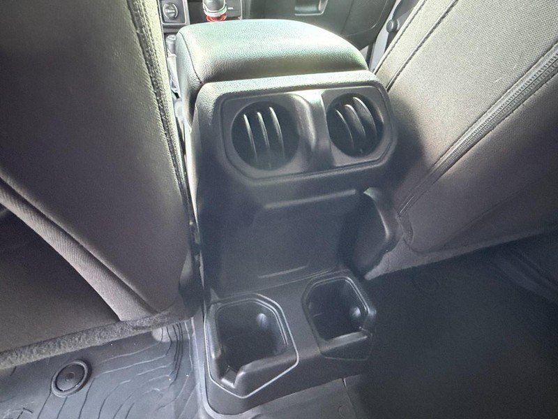 Used 2022 Jeep Wrangler Unlimited Sport AWD/4WD image 22