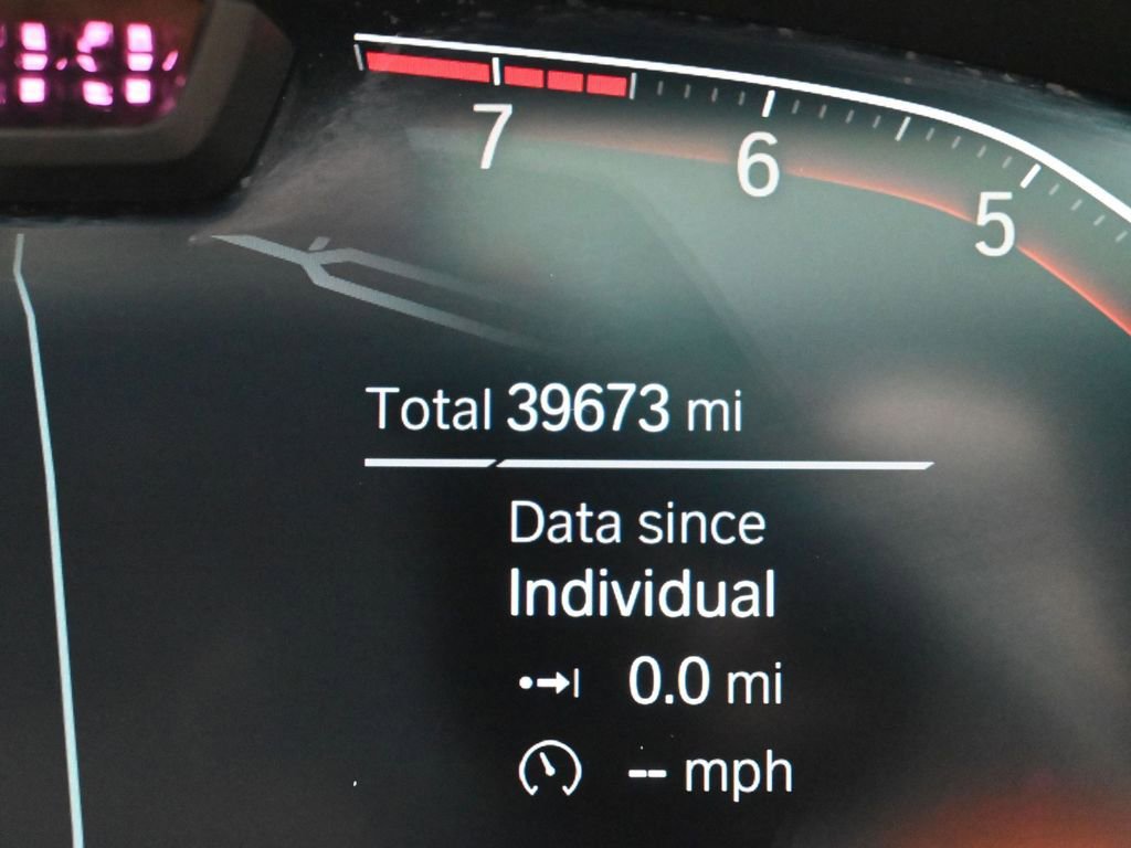 Used 2022 BMW 740i xDrive w/ M Sport Package image 13