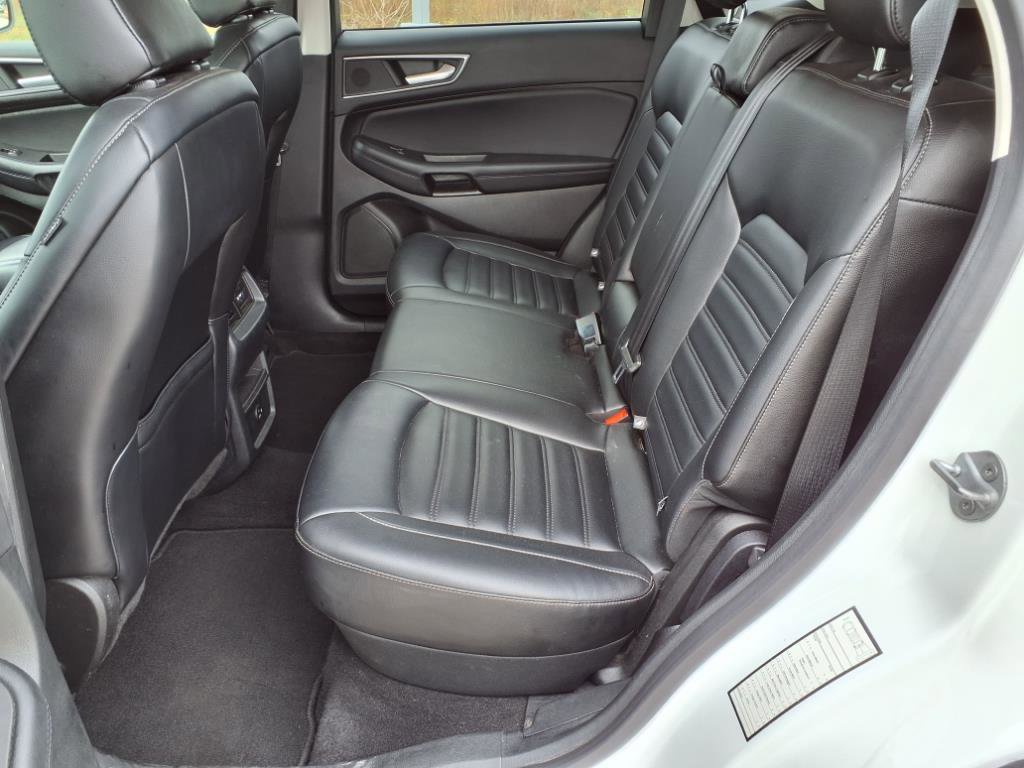 Used 2022 Ford Edge SEL image 27