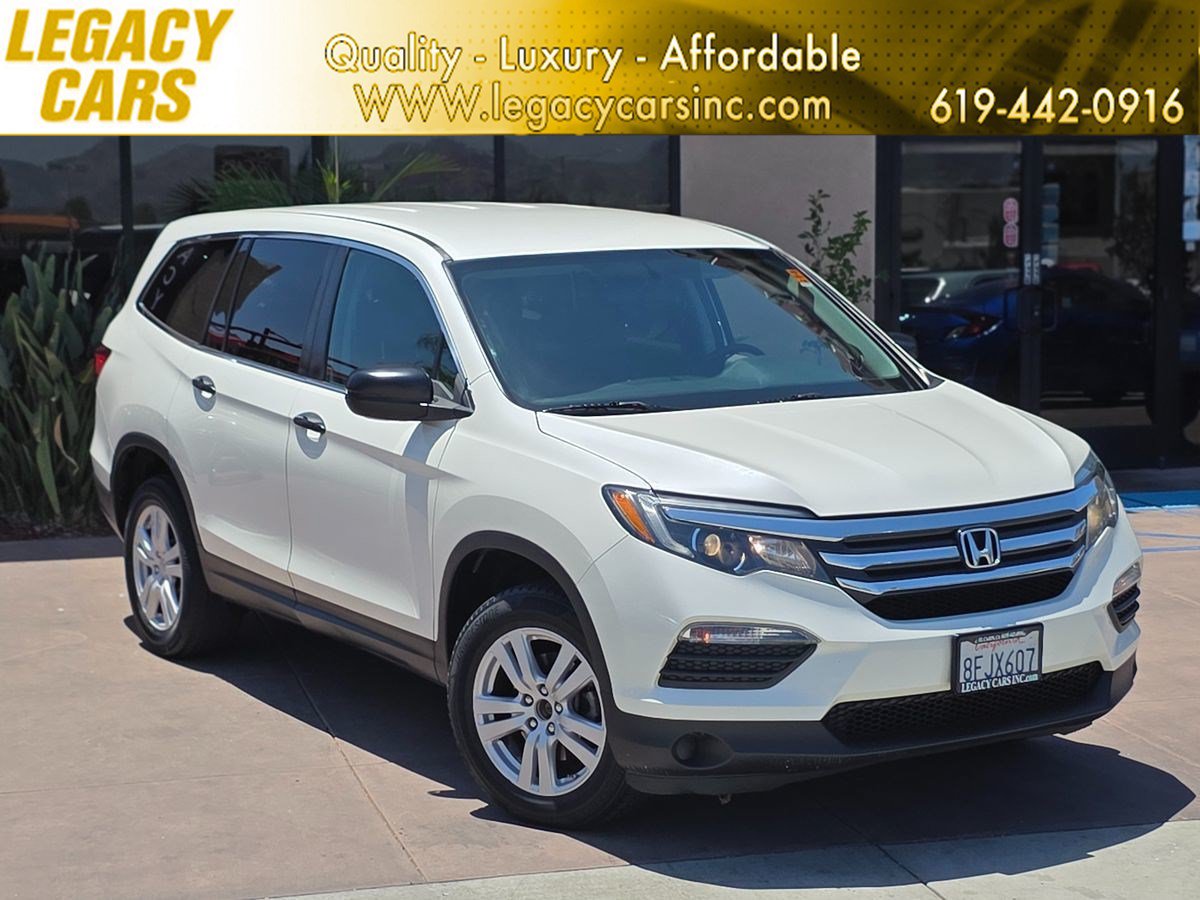 Used 2018 Honda Pilot LX image 1