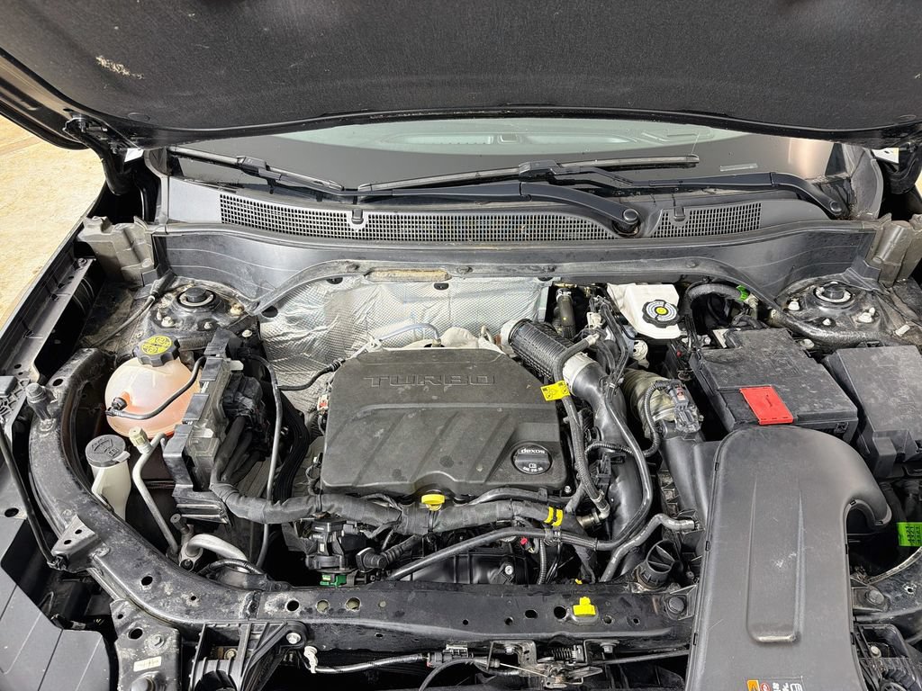 Used 2024 Chevrolet Trax RS FWD image 28