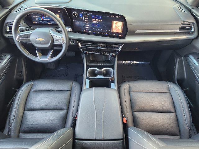 Used 2025 Chevrolet Traverse LT w/ Driver Confidence Package FWD image 26