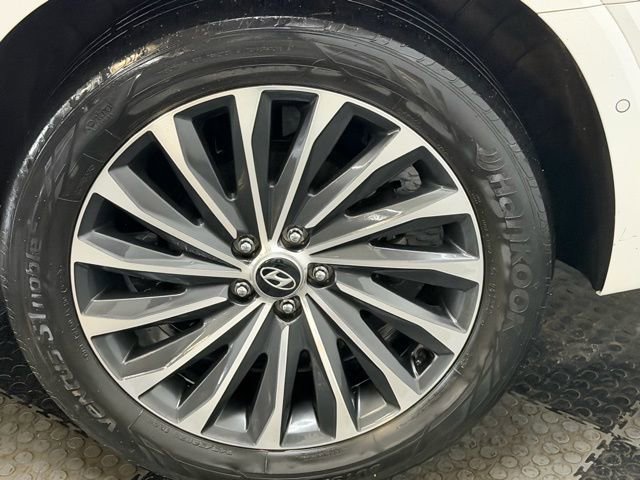 Used 2023 Hyundai Palisade Calligraphy image 15