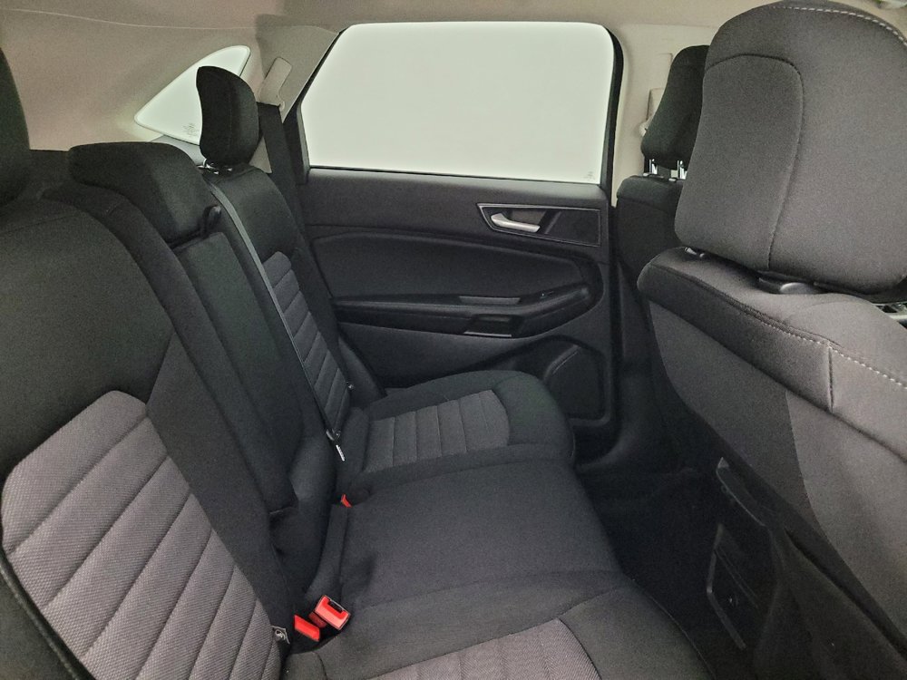 Used 2023 Ford Edge SE image 19