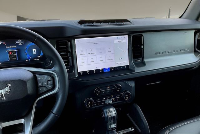Used 2025 Ford Bronco Badlands image 9
