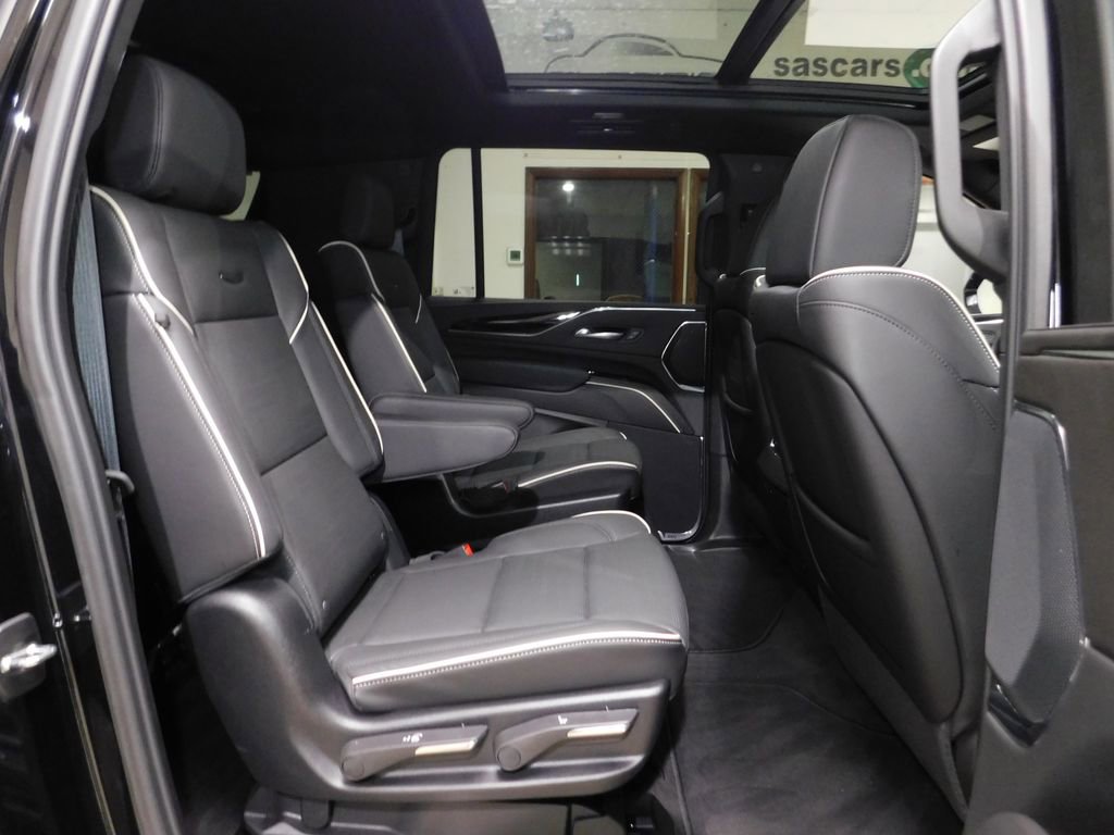 Used 2024 Cadillac Escalade ESV Sport w/ Touring Package AWD/4WD image 57