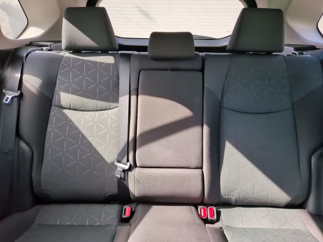 Used 2024 Toyota RAV4 XLE AWD/4WD image 21