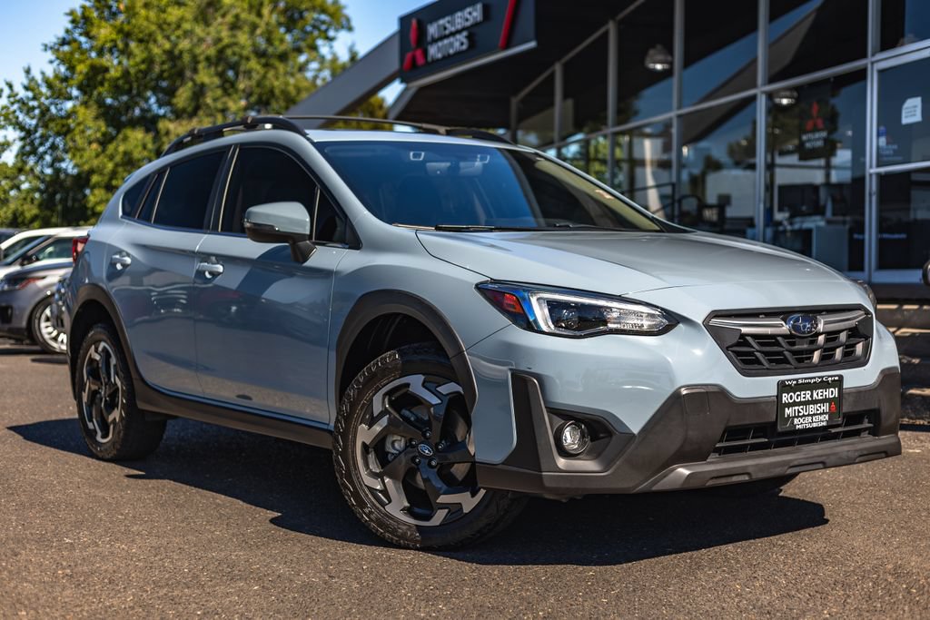 Used 2022 Subaru Crosstrek 2.5i Limited w/ Moonroof Package 2 AWD/4WD image 1