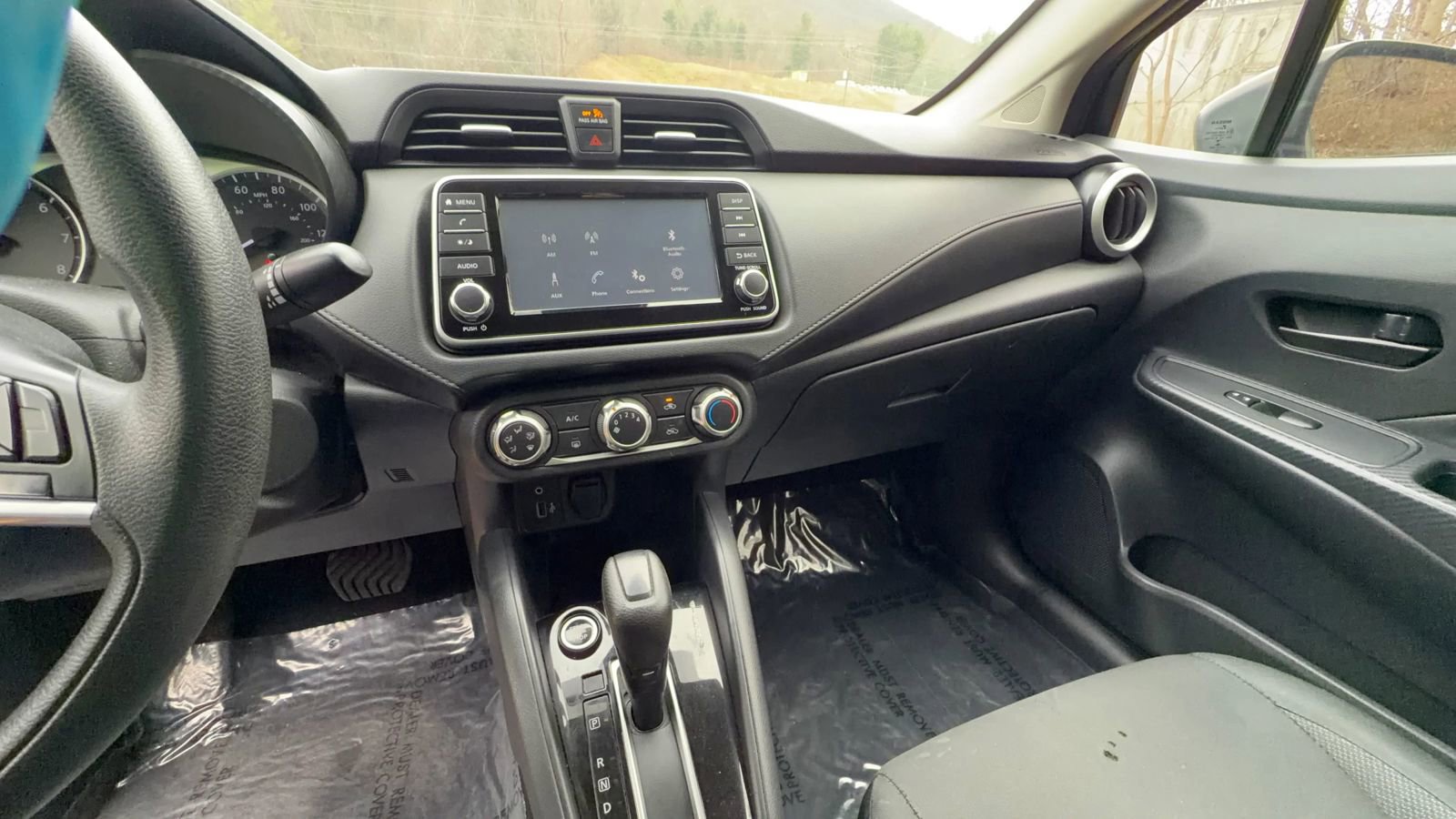 Used 2020 Nissan Versa S image 14