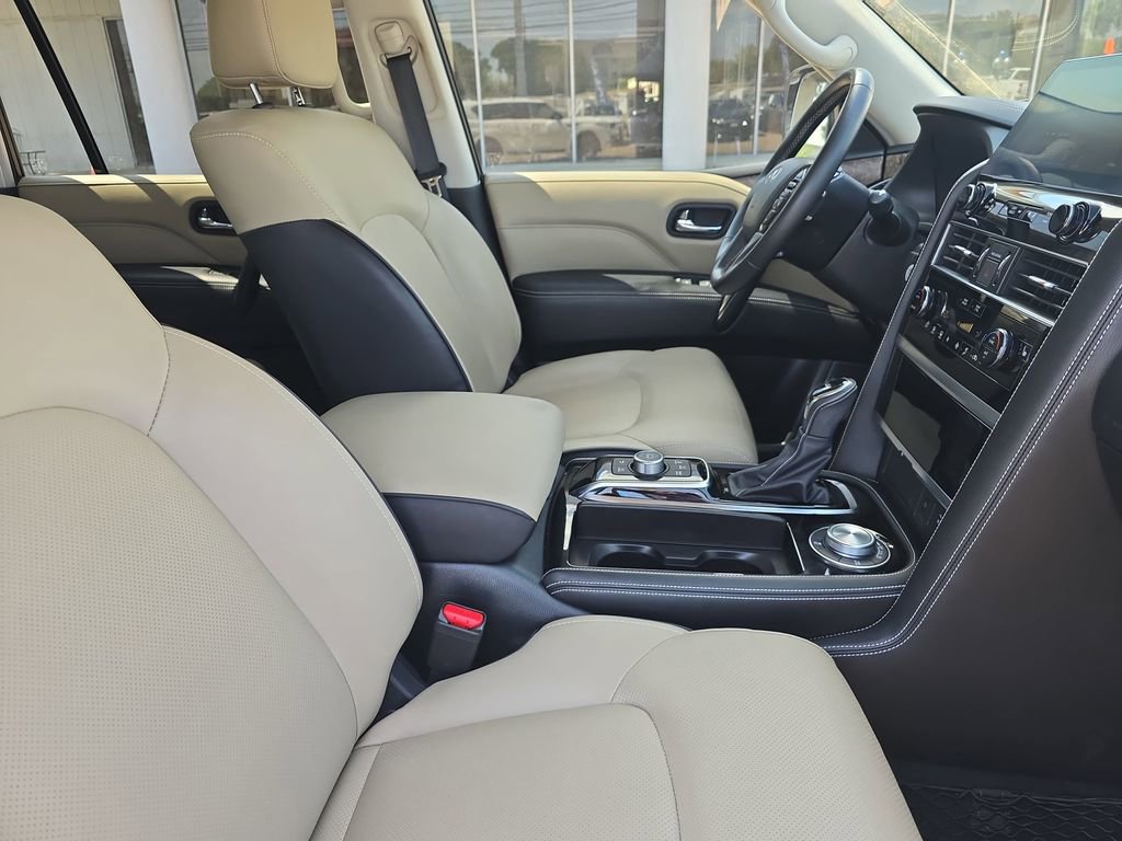 Used 2023 INFINITI QX80 Premium Select w/ Cargo Package image 10