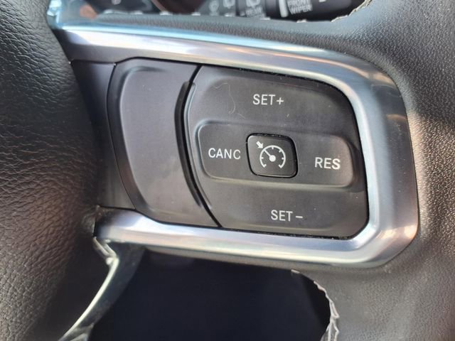 Used 2023 Jeep Wrangler Unlimited Sahara w/ Cold Weather Group AWD/4WD image 11