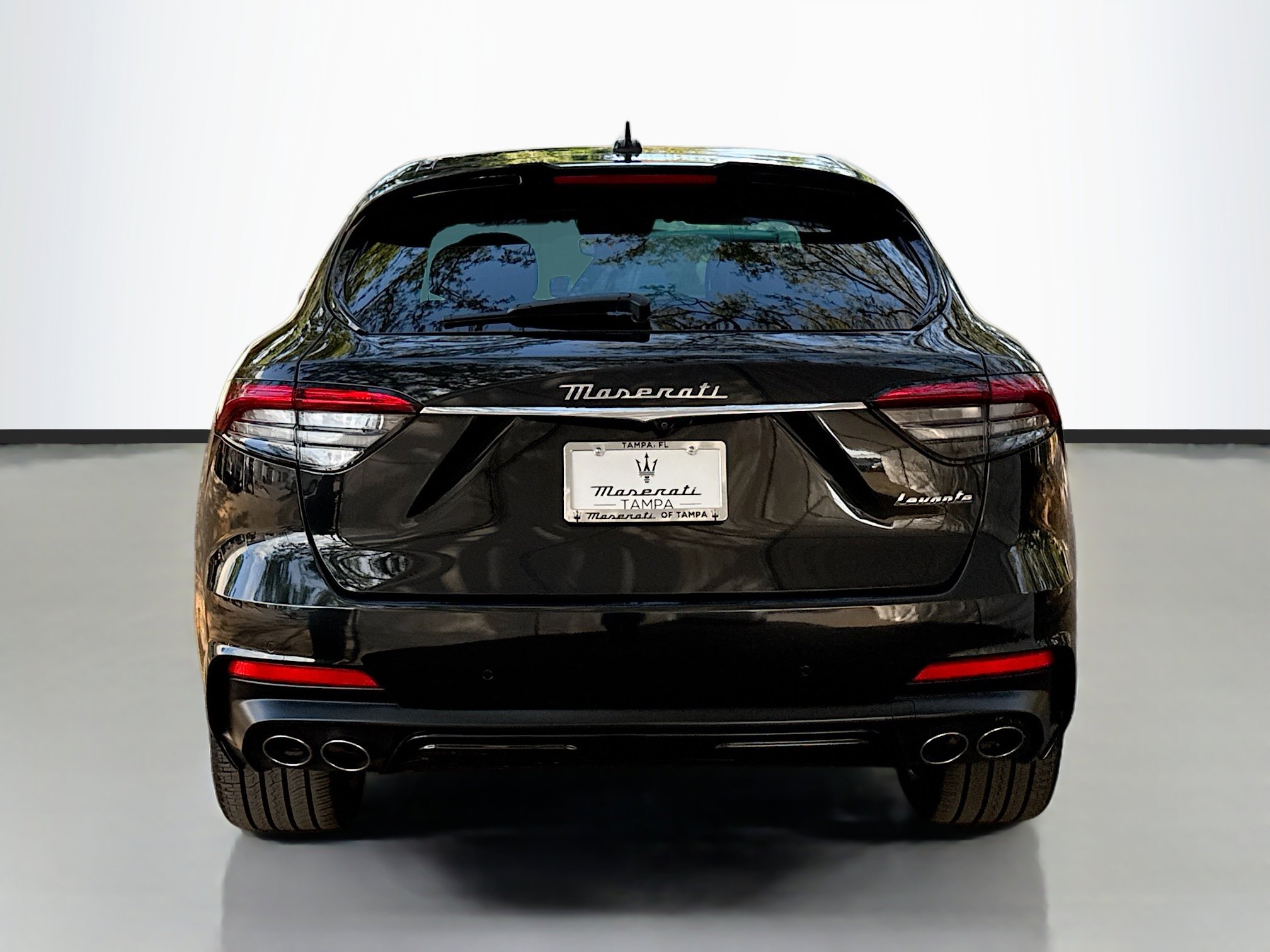 Used 2022 Maserati Levante Modena image 4