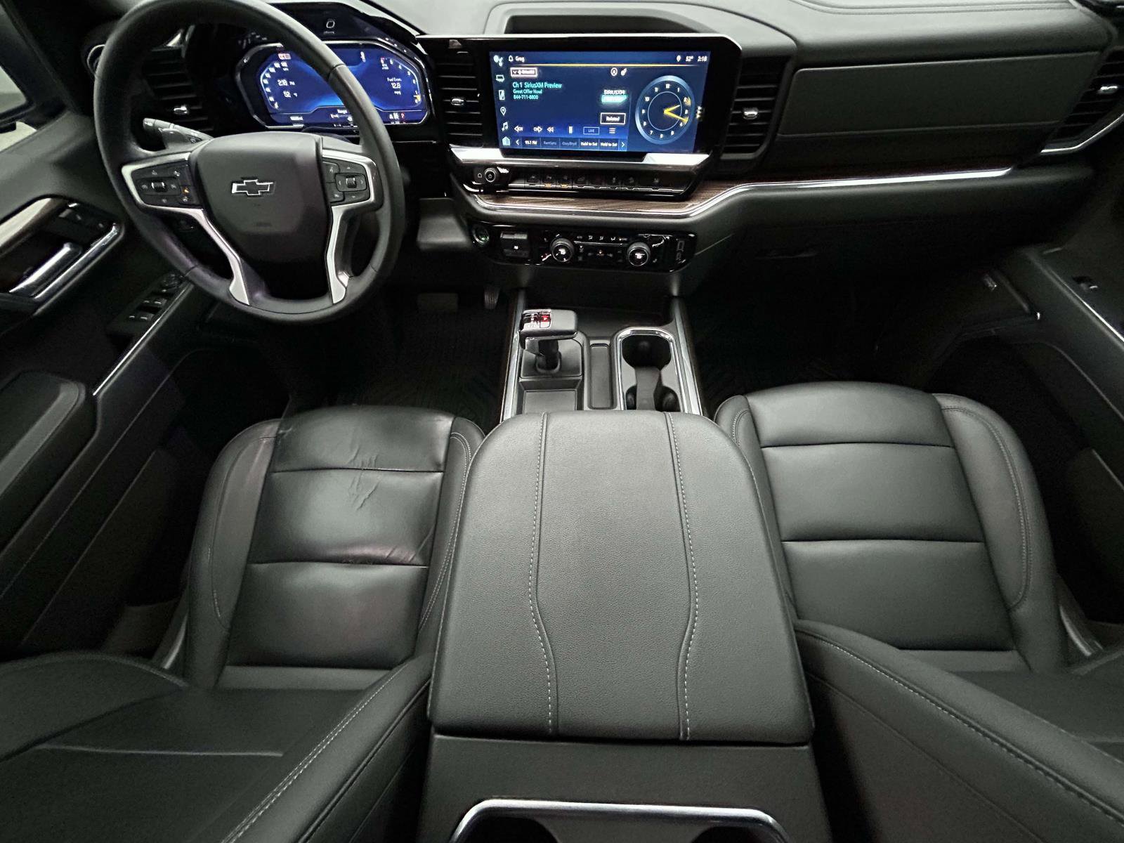 Used 2024 Chevrolet Silverado 1500 LT Trail Boss w/ LT Trail Boss Premium Package image 12