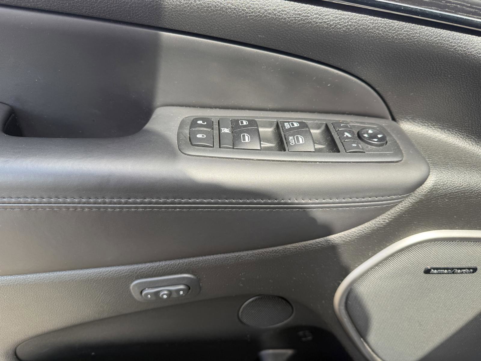 Used 2020 Jeep Grand Cherokee High Altitude AWD/4WD image 20