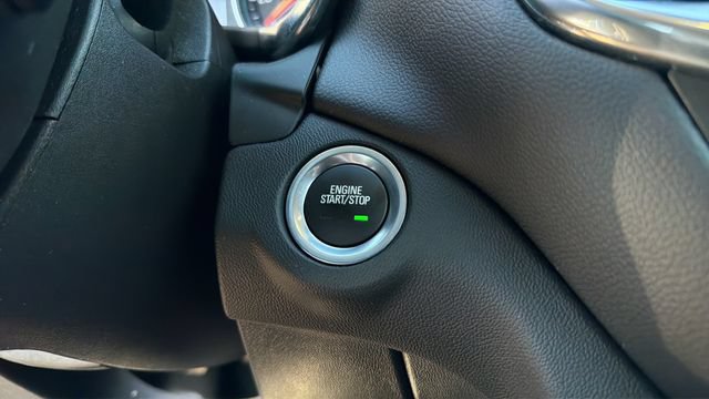 Used 2022 Chevrolet Equinox LT FWD image 29