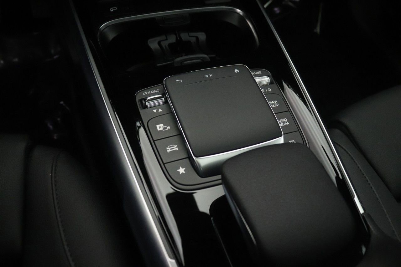 Certified 2023 Mercedes-Benz GLB 250 image 17