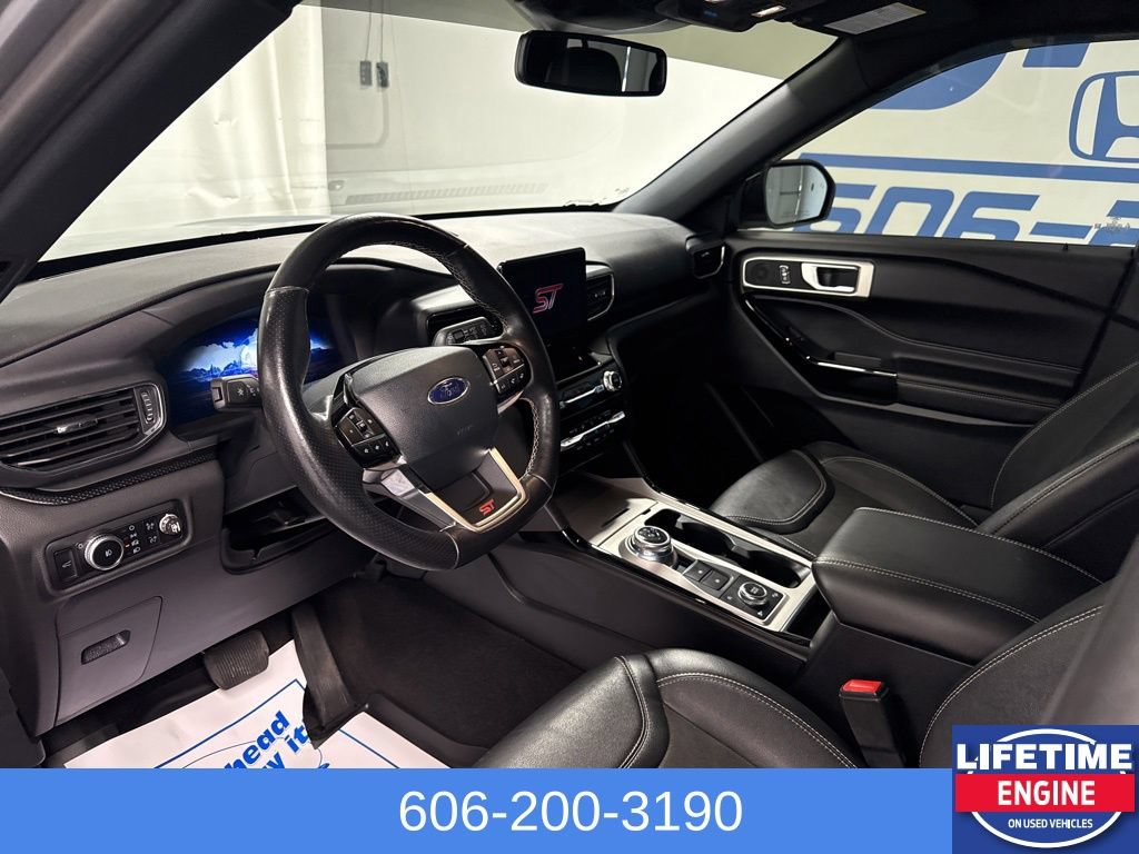 Used 2023 Ford Explorer ST AWD/4WD image 22