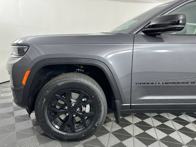 New 2026 Jeep Grand Cherokee L 4WD image 2