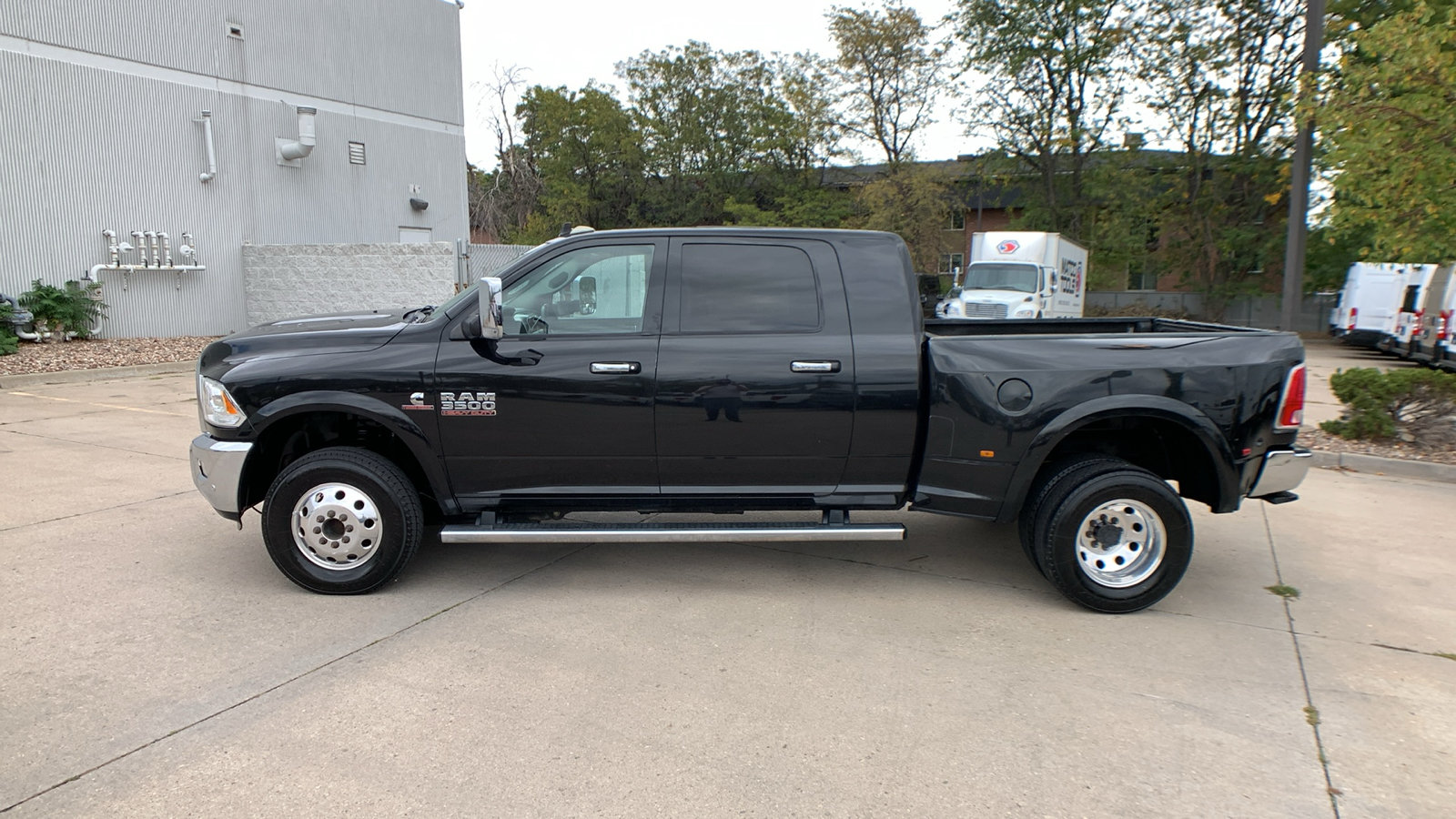 Used 2017 RAM 3500 Laramie w/ Protection Group AWD/4WD image 2