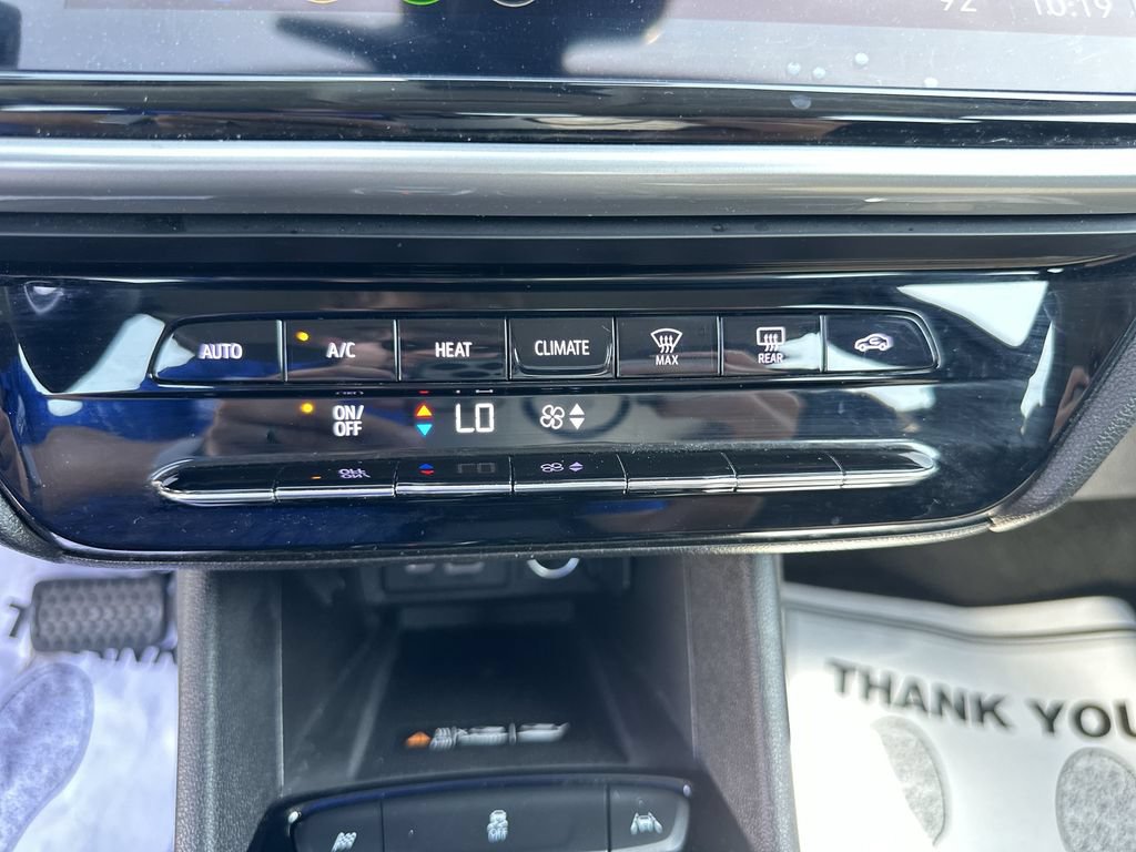 Used 2023 Chevrolet Bolt EUV LT w/ Driver Confidence Package FWD image 24