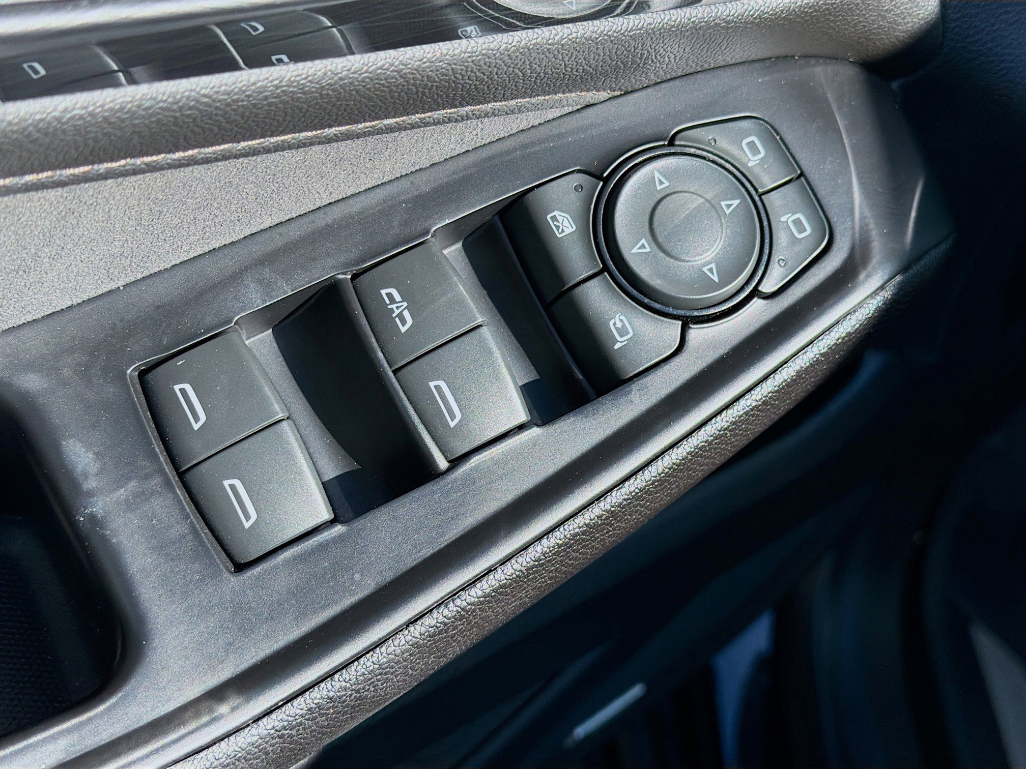 Used 2023 Chevrolet Traverse High Country image 26