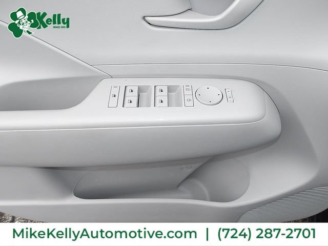Certified 2024 Hyundai Kona SEL AWD/4WD image 16