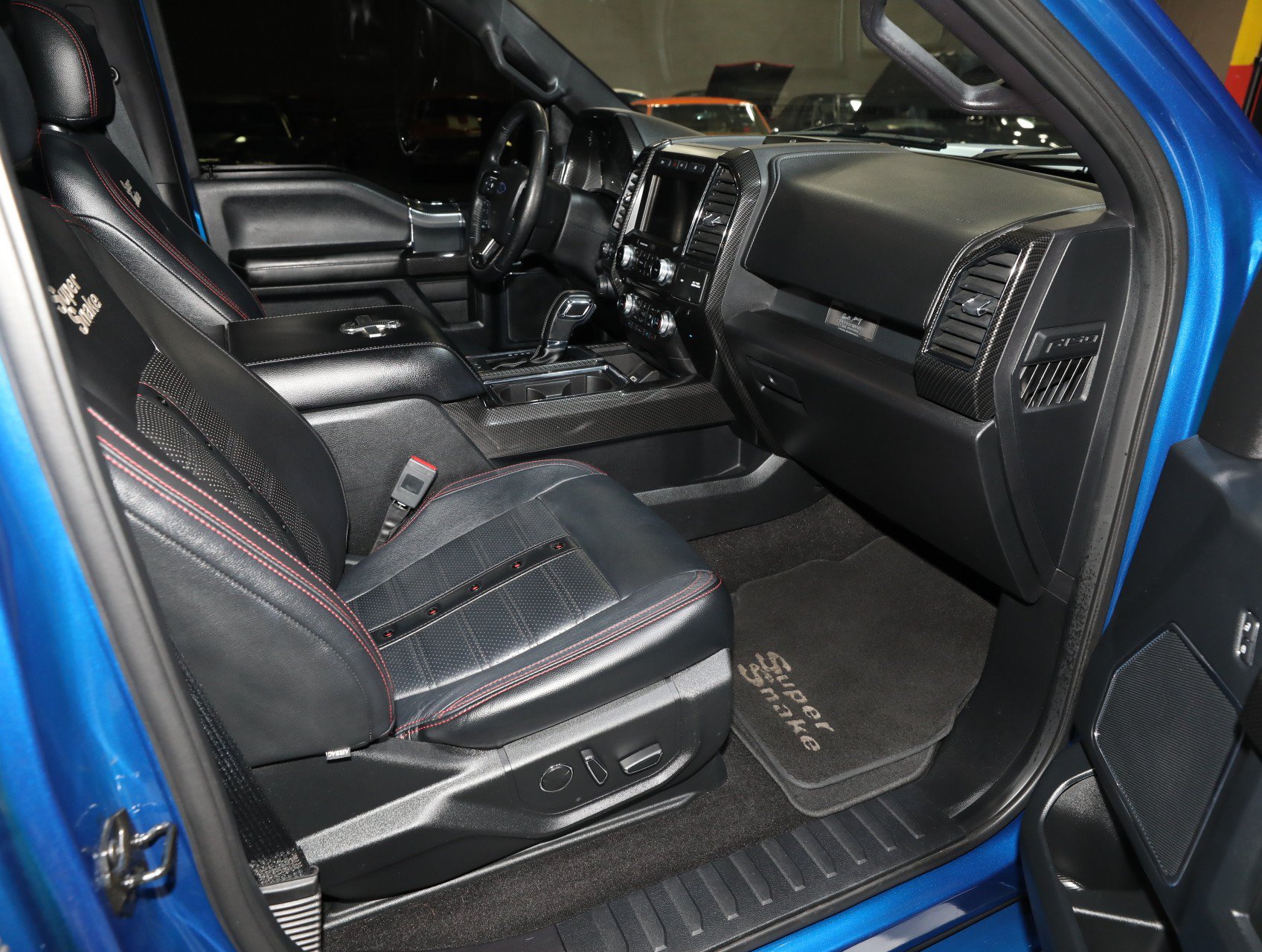 Used 2018 Ford F150 Lariat w/ Equipment Group 502A Luxury AWD/4WD image 44