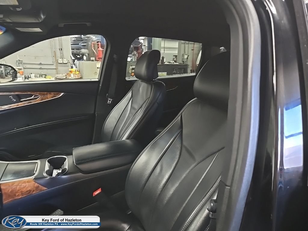 Used 2018 Lincoln MKX Reserve AWD/4WD image 35