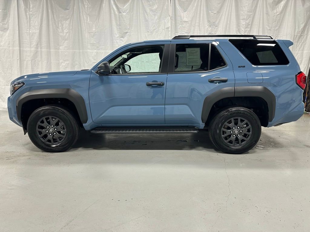 Used 2025 Toyota 4Runner SR5 image 4