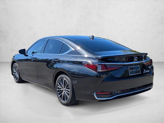 Used 2024 Lexus ES 300h w/ Premium Package image 8