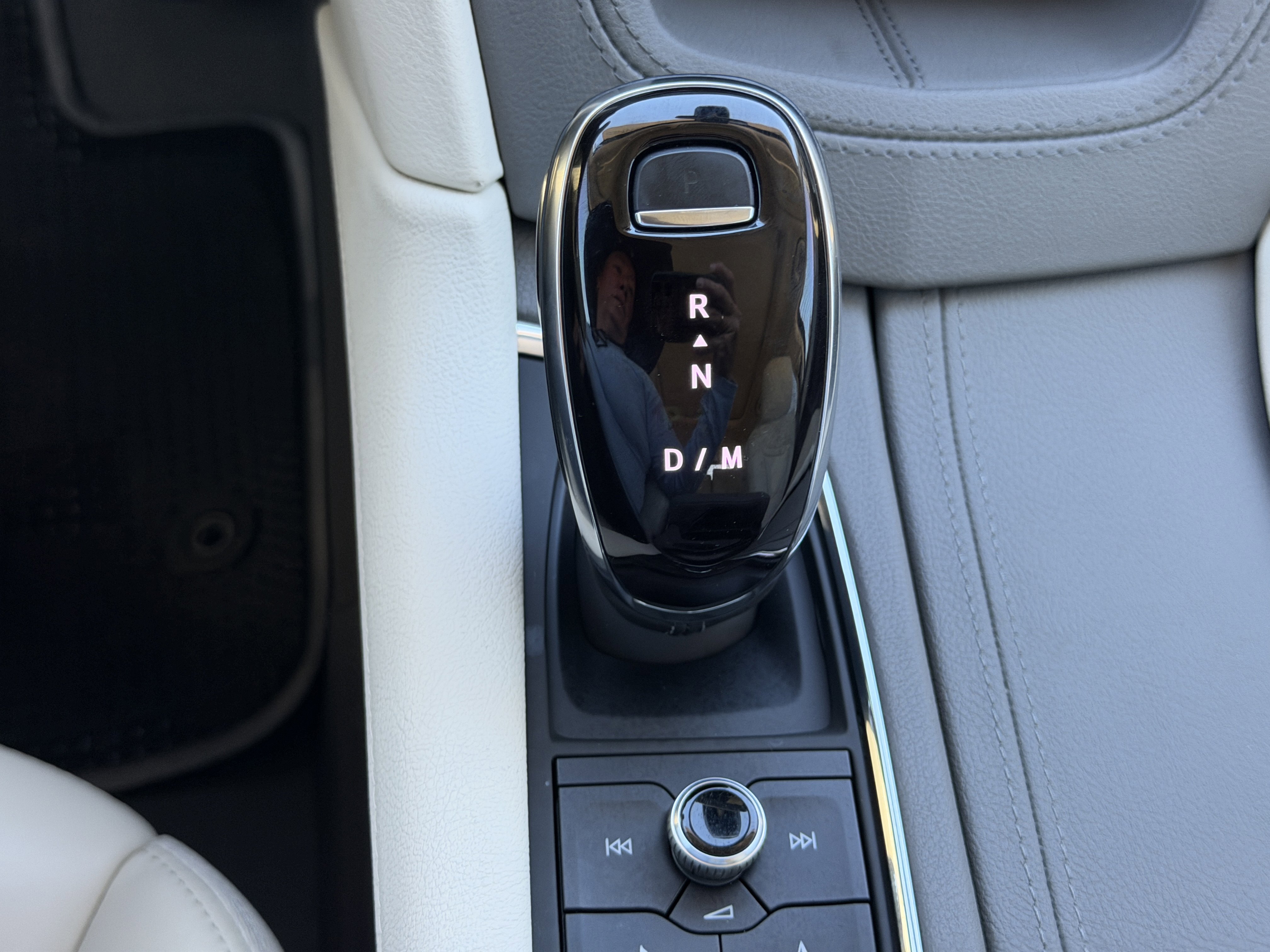 Certified 2022 Cadillac XT5 Premium Luxury image 26