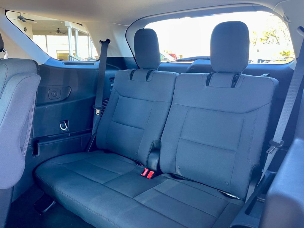 Used 2025 Ford Explorer Active image 13