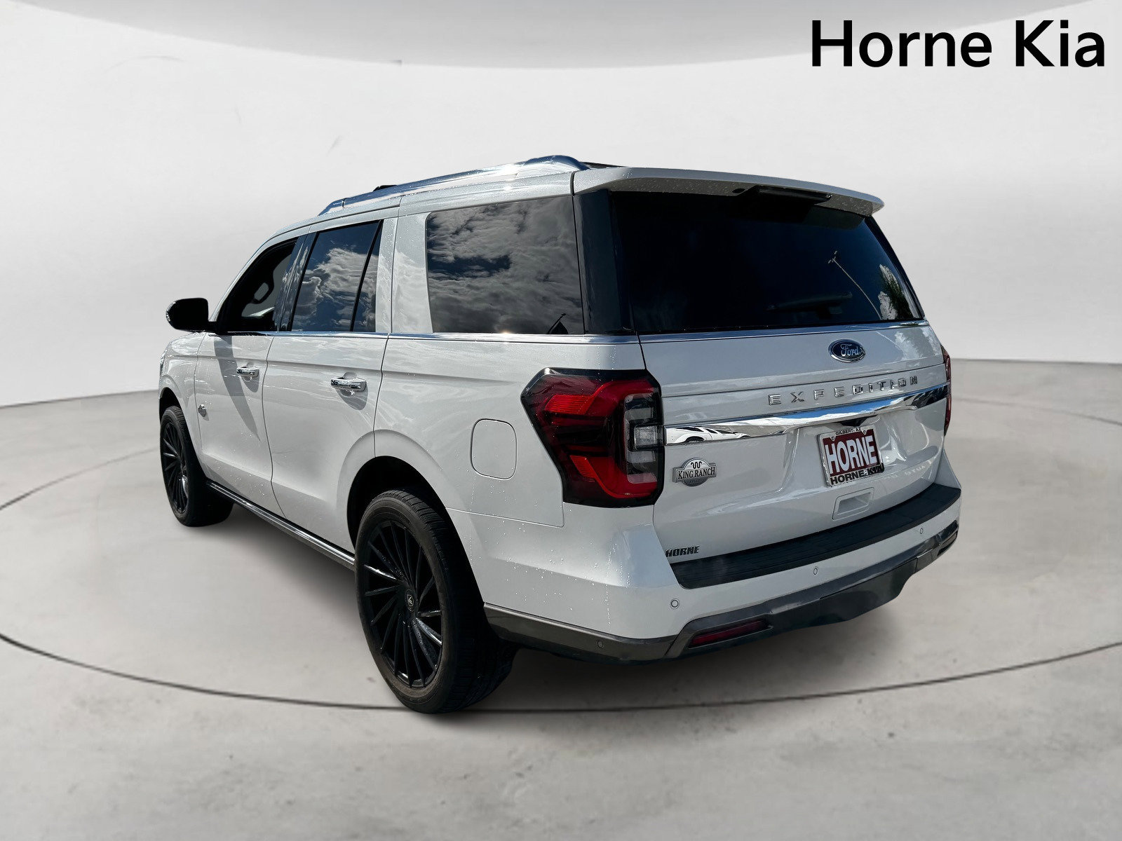 Used 2022 Ford Expedition King Ranch image 5