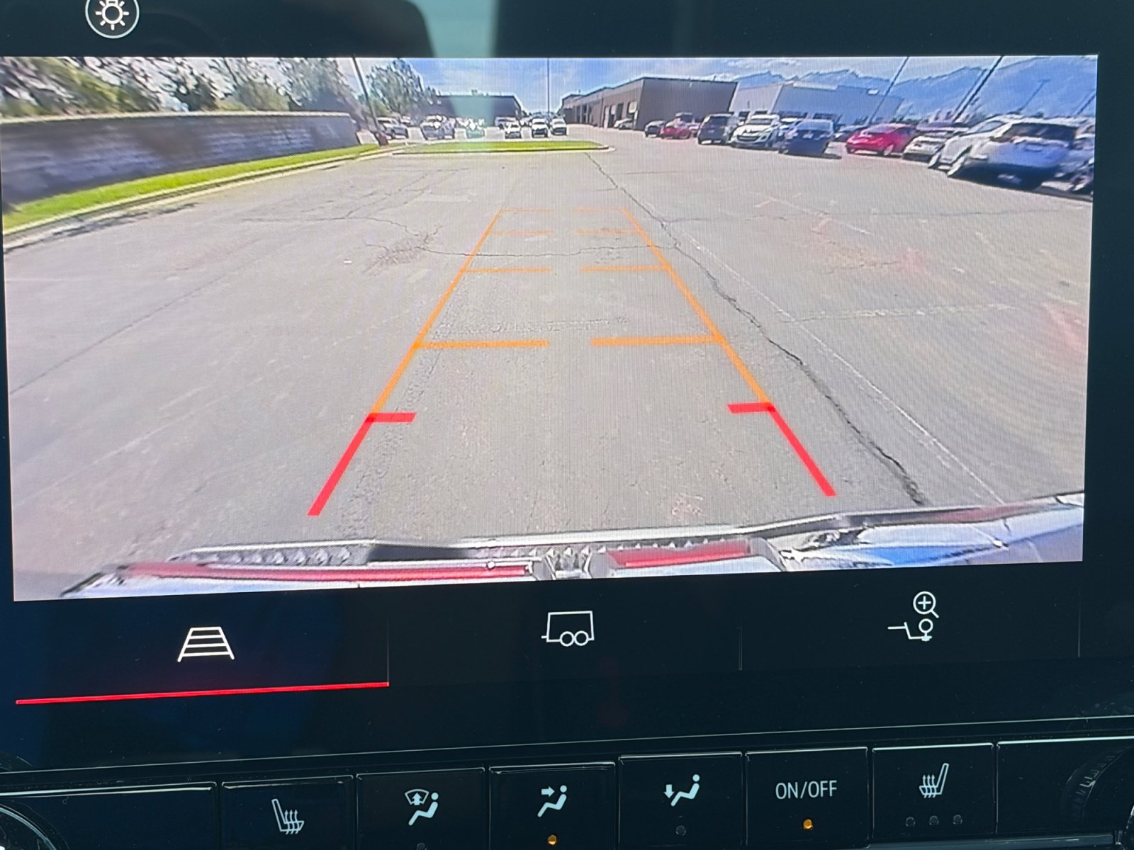 Used 2023 GMC Canyon AT4 w/ LPO, Skid Plate Package AWD/4WD image 22
