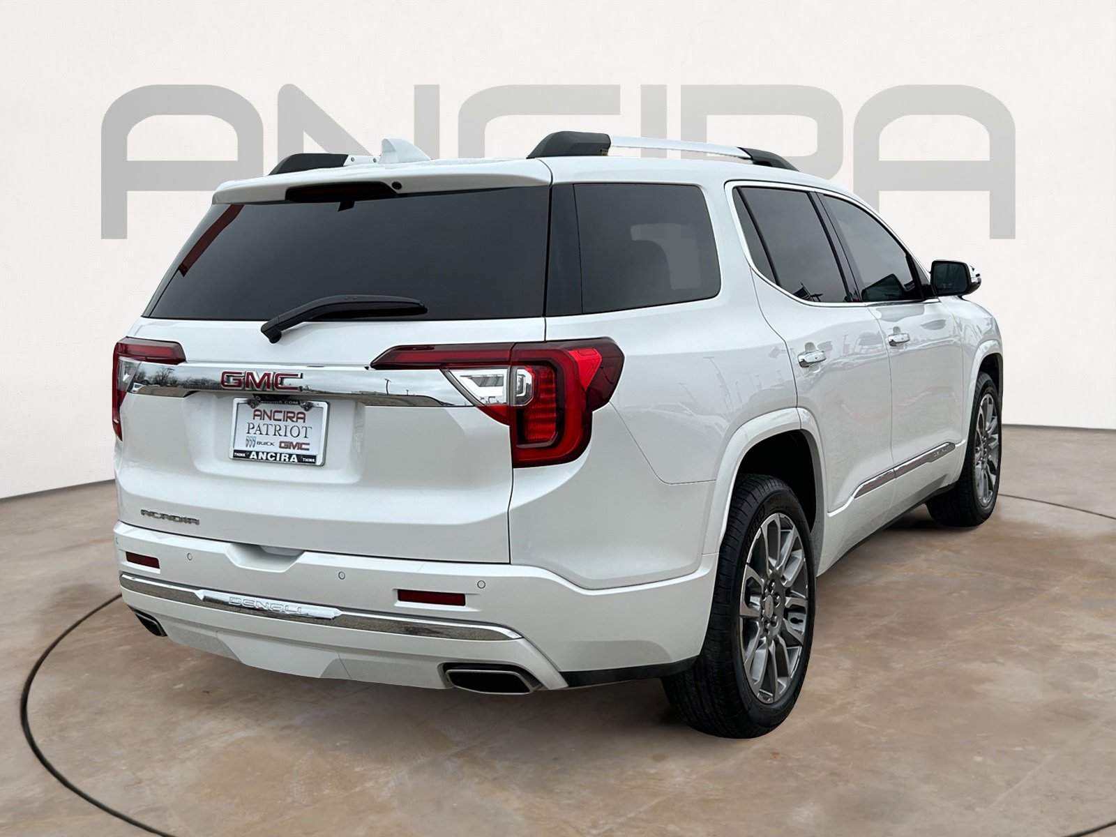 Used 2023 GMC Acadia Denali w/ Denali Ultimate Package image 10